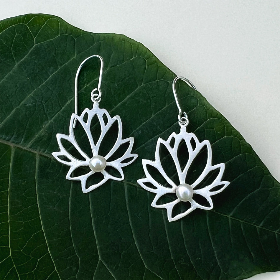 Fair trade sterling silver lotus pearl earrings