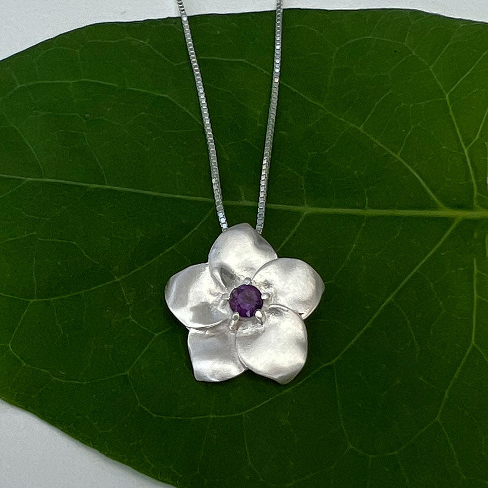 Peony pendant Sterling silver botanical jewelry Plant necklace – Ursula  Jewelry